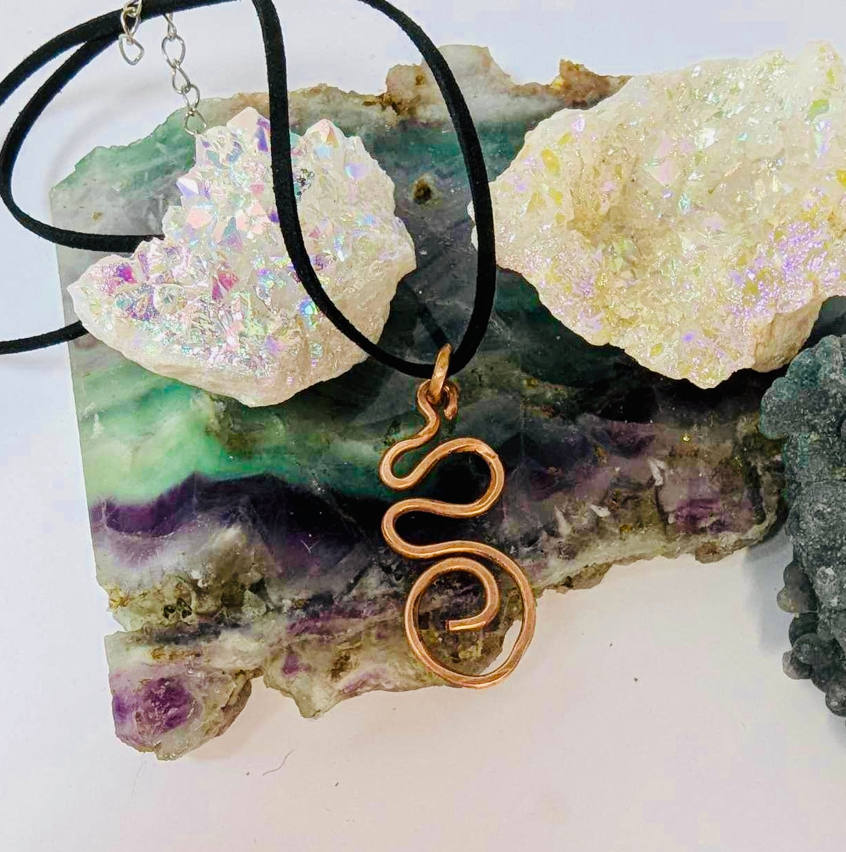 Copper pendant necklace